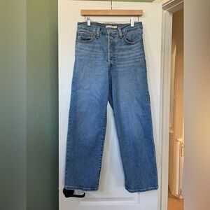 Levi’s ribcage straight ankle jean